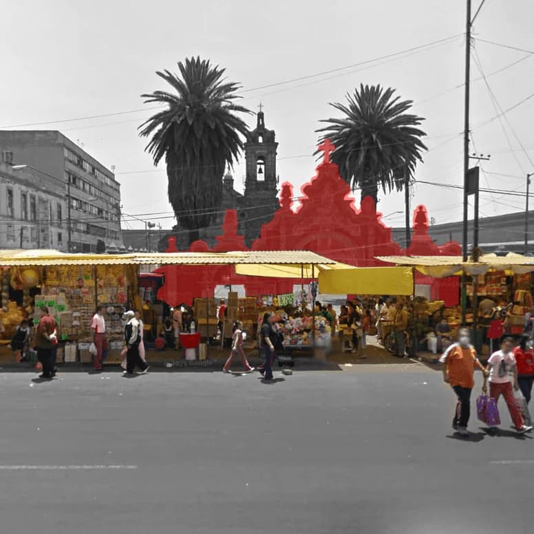 Vista exterior de la Parroquia de La Palma y el comercio de Circunvalación en mayo de 2009.